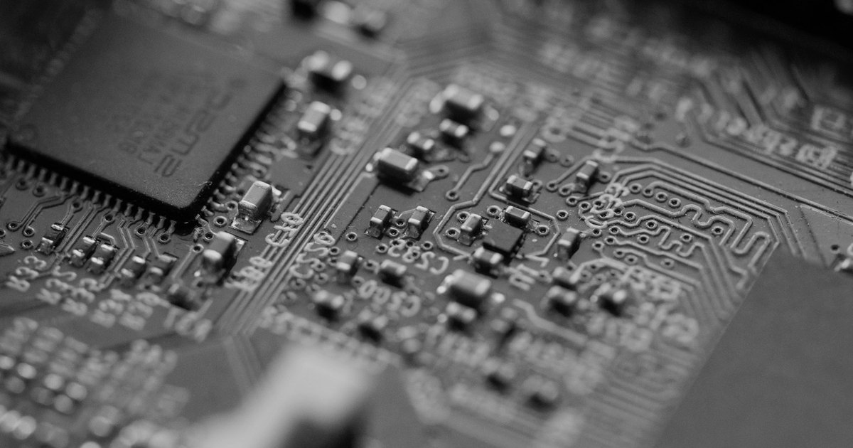 特化ブログをAIで爆速構築する方法｜1週間で100記事サイトを作る手順のアイキャッチ