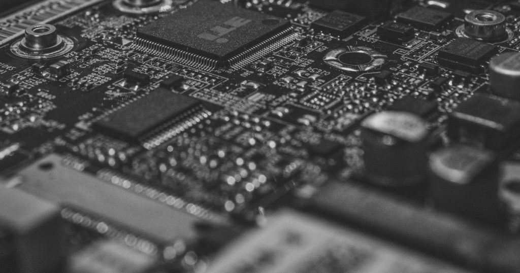 クラウドソーシングをAIで効率化する方法｜複数案件を同時管理する設計のアイキャッチ